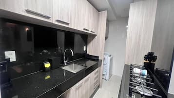 Basic Apartment | Private kitchen
