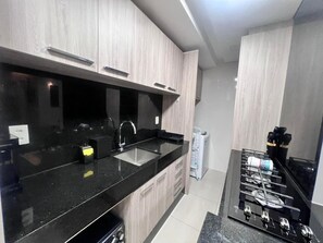 Basic Apartment | Private kitchen - Condominium W/pool in a Prime Location in Jardim Goias - Wsls (Goiânia)