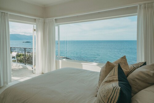 Links Crescent | Contemporary Coastal Sanctuary