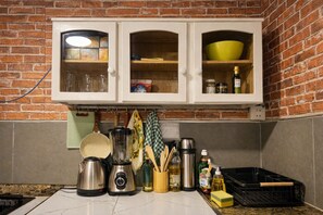 Private kitchen - Private Panoramic Viewpoint-Apartment with natural trees (Cusco)