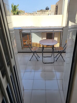 Dining - Modern Studio 2 Bathrooms Sacré-Cœur 2 Dakar - Furnished Apartment (Dakar)