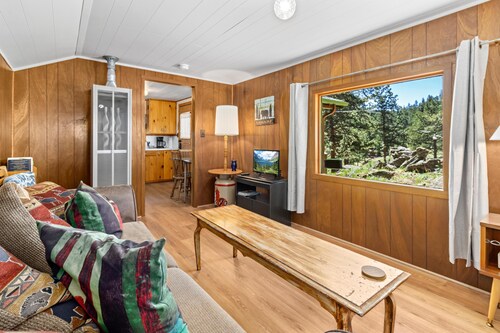 Its not just any ordinary stay Machin's Cottage #3 Pet Friendly
