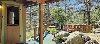 Dreaming of a Rustic Getaway? ✨ Machin's Cottage 6 Awaits You! Pet Friendly