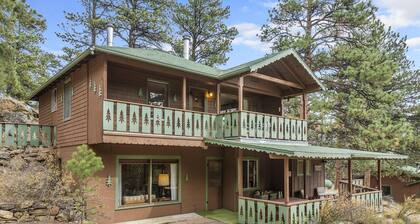 Ready for a cozy mountain escape? Machin's Cottage #11 Pet Friendly