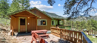 Escape to the embrace of nature at Machin's Cottage #15 Pet Friendly