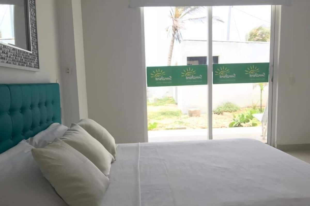 Dubbelrum - uteplats - viss havsutsikt