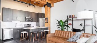 Beautiful Exchange District Suite | 2 Bed | 1 Bath |