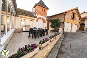 Outdoor dining - Au fil du Temps - VAVRAY LE GRAND (VAVRAY LE GRAND)