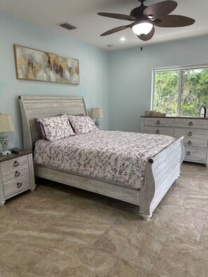 3 bedrooms, travel cot, free WiFi, bed sheets - Villa Nueva (Key Largo)