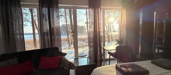 Quiet Lakefront Cabin for Deep Rest & Nature Retreat | Tahana Haven