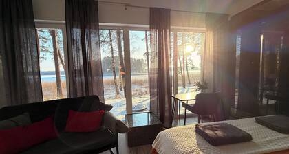 Quiet Lakefront Cabin for Deep Rest & Nature Retreat | Tahana Haven