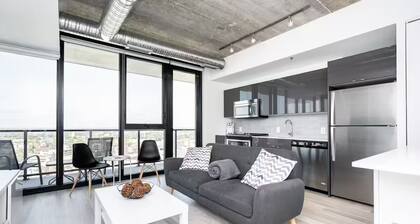 Modern Downtown Condo | 2 Bed | 1 Bath |