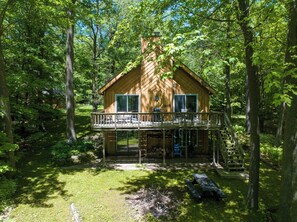 Exterior - Pine Lake Lodge - Serene Lakeside Retreat on Private Lake –  Shell Lake Escape (Shell Lake)