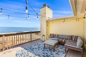 Property grounds - Selene House | Luxury Oceanfront Townhouse (Fenwick Island)