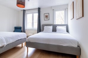 4 habitaciones, tabla de planchar con plancha, cuna de viaje y wifi 