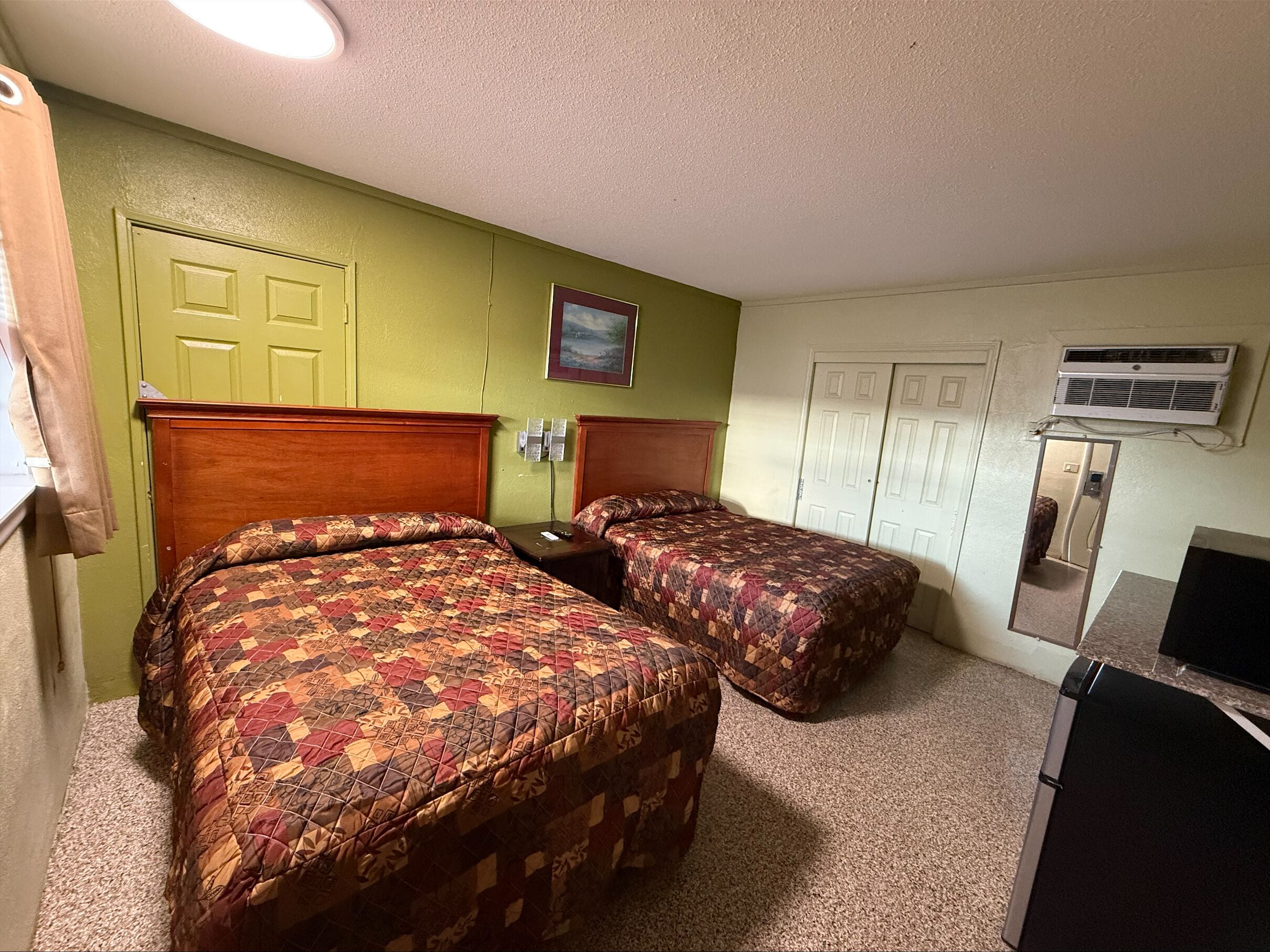 Room, 2 Queen Beds, Non Smoking