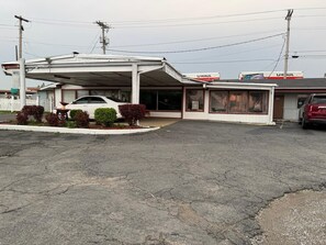 Free self-parking - Delight Inn Little Rock Benton I-30 (Benton)