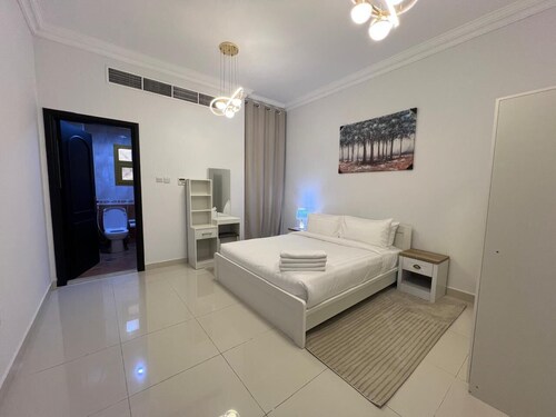 Spacious 4-Bedroom + Maid Al Manhal Abu Dhabi
