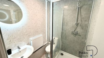 Hair dryer, towels