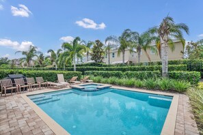 Pool - 8BR Superb Villa, Pool, Spa • Near Disney (Kissimmee)