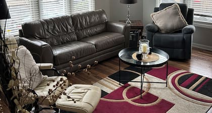 Cozy 2-Bedroom condo in Charlotte University Area