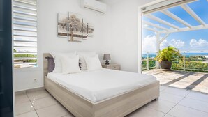 In-room safe, iron/ironing board, free WiFi, bed sheets - Rubis & Topaze - Luxury Creole villas, panoramic ocean view (Saint-Francois)