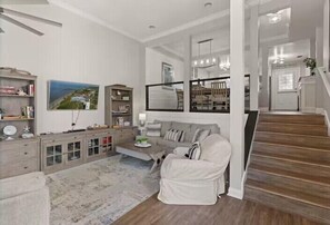 Smart TV - NEW! Large home near beach! Golf Cart Included! (St Simons Island)
