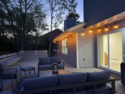 Enjoy a relaxing stay in this luxury, centrally located, fully renovated home.
