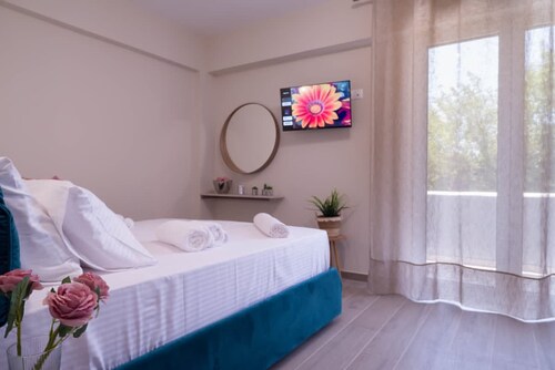 Diana s House 2 - Gytheio Sandy Beach Haven