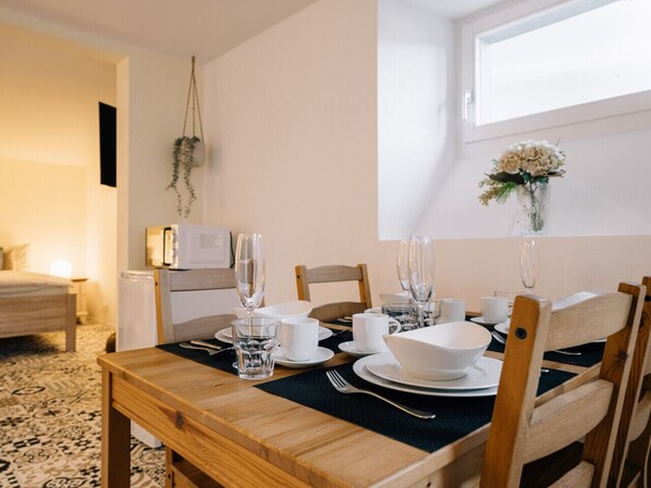 Dining - Urban Studio directly at Spiez train station (Spiez)