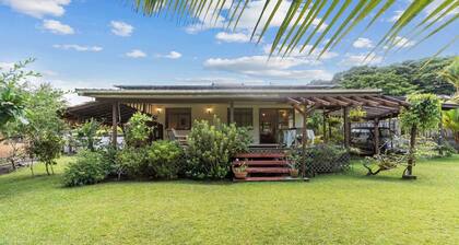 Peaceful 2BR Garden Bungalow