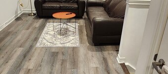 Full House 4BR 2.5+ WR, 2km To HW403 & Downtown Paris, Opposite to S. Plaza&Tims