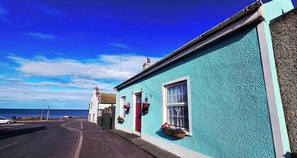 Butterlump Cottage - coastal cottage next to the beach with private hot-tub.