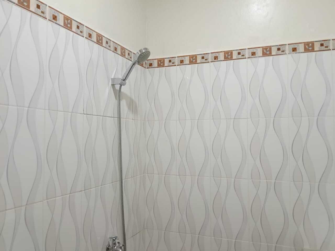 Kamar Double Deluks, 1 Tempat Tidur Queen, patio | Kamar mandi