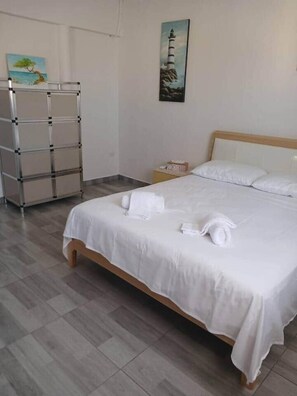 2 Schlafzimmer, Bügeleisen/Bügelbrett, WLAN, Bettwäsche