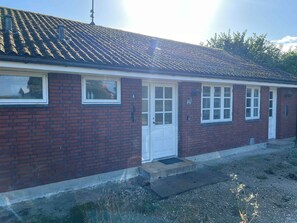 Exterior detail - Lovely holiday home near child-friendly beach (Torrig L)