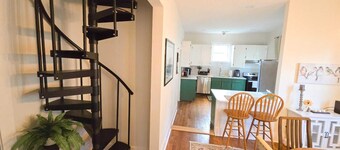 Parkside Haven, Spacious 4-bed-3-bath, Newly renovated,Private back yard,Laundry