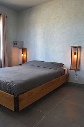 3 Schlafzimmer, Reisekinderbett, kostenloses WLAN, Bettwäsche