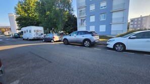 Property grounds - Duplex with garden, near University, racecourse, shopping center, Hélioparc (Pau)