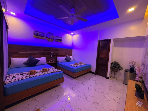Deluxe Quadruple Room, Balcony, Sea View