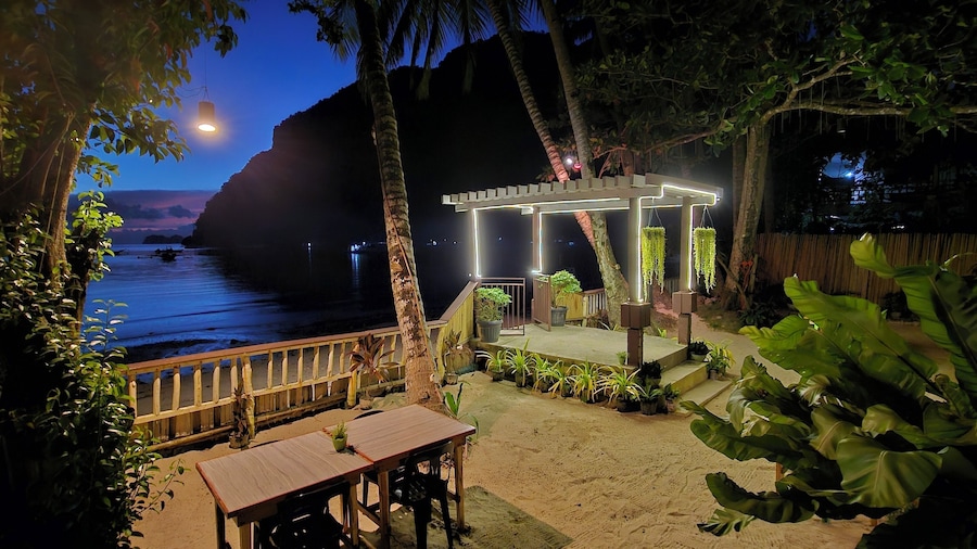 MINA GRANDE BEACH COTTAGES