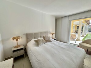 Free WiFi - CHARMING HOUSE WITH PRIVATE POOL FOR 6 TO 7 PEOPLE (STE MAXIME)