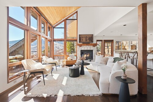 Snowmass Clubhouse w/ Game Room & Hot Tub