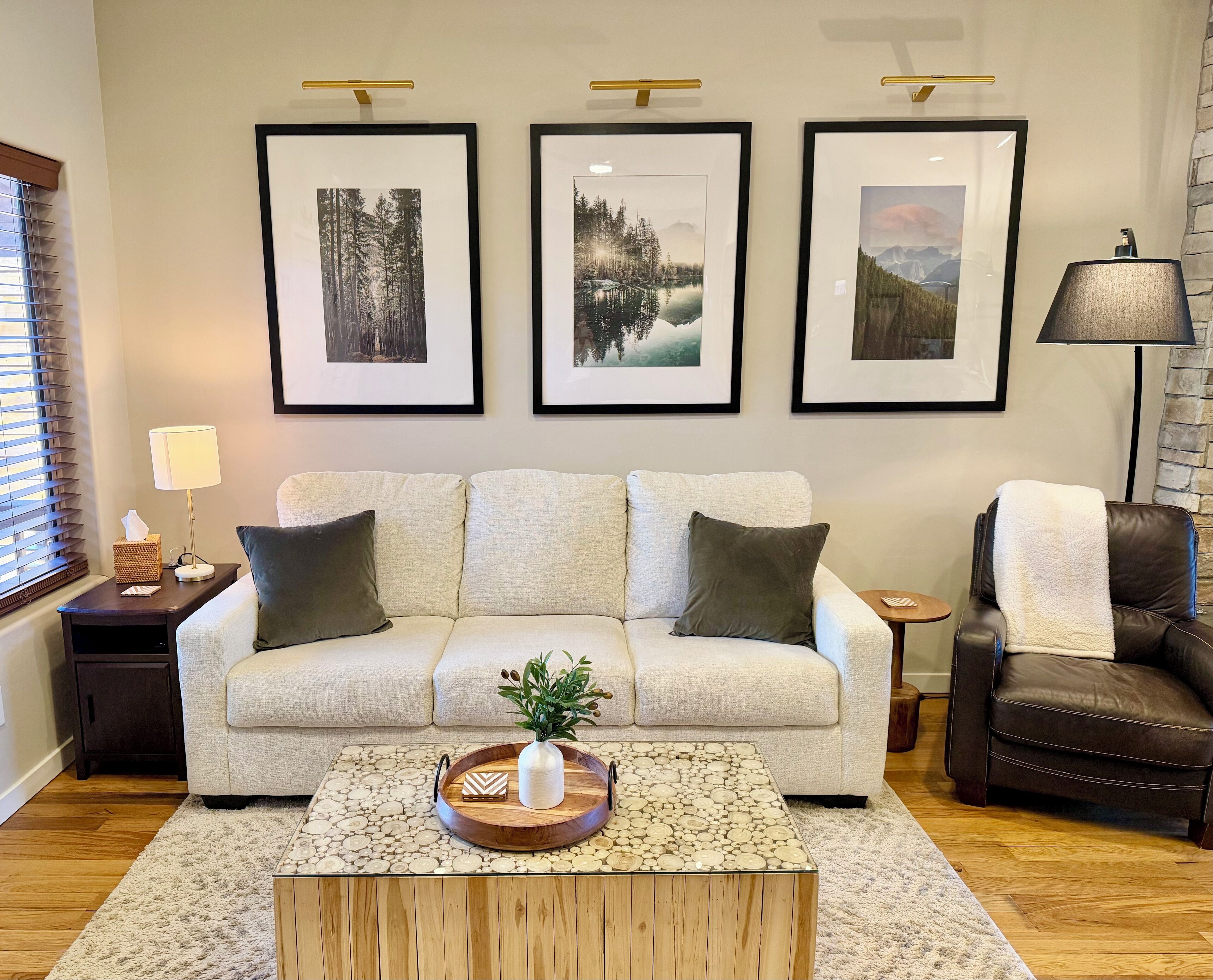 Upscale 2br/2ba Cabin, Sleeps 6, Fireplace, Near Rainbow Lake, Ev Charger, Ac - Pinetop-Lakeside, AZ