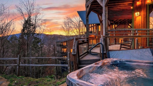 Aspen Lodge by Avantstay Indoor Pool + Hot Tub + Sauna + Game Room + Mountain Views
