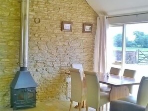 Dining - Stable Cottage Battens Farm (Chippenham)