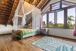 방갈로, 수영장 전망