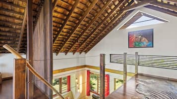 Bungalow, Garden View | Interior