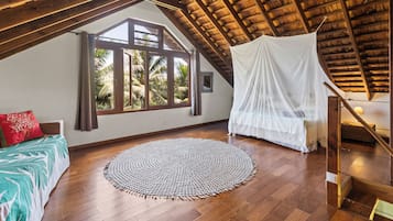 Bungalow, Gartenblick