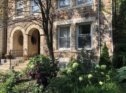 Family friendly neighborhood spacious 3-bedrooms, 2 baths,  parking, near train.